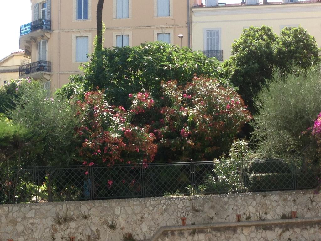 Appartement Proche Mer Et Gare Cannes Exterior photo